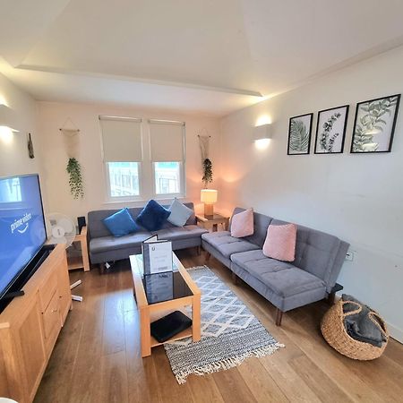 London City Apartments Bagian luar foto