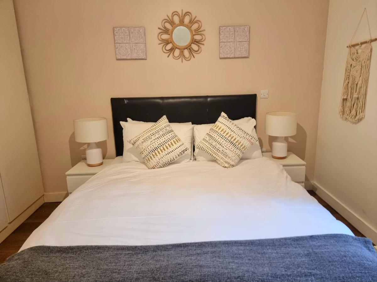 London City Apartments Bagian luar foto