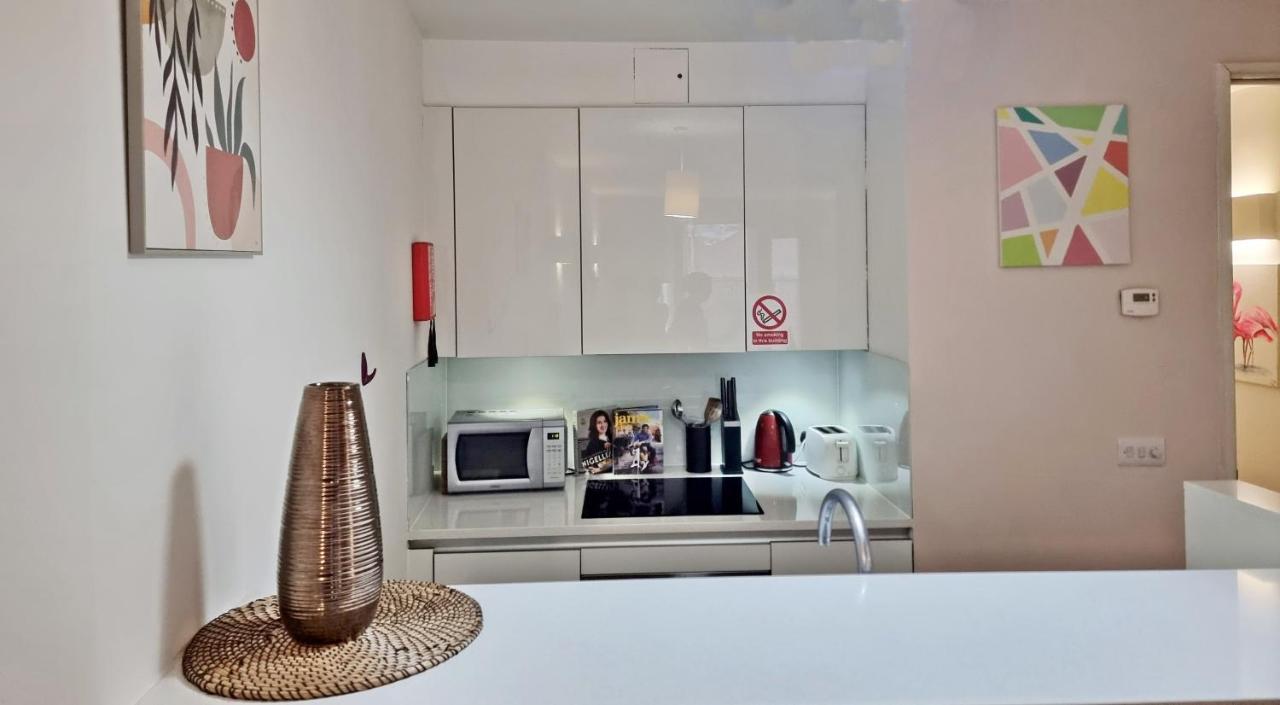 London City Apartments Bagian luar foto