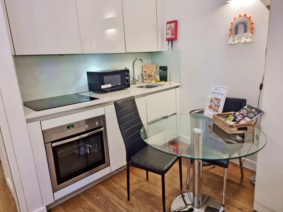 London City Apartments Bagian luar foto