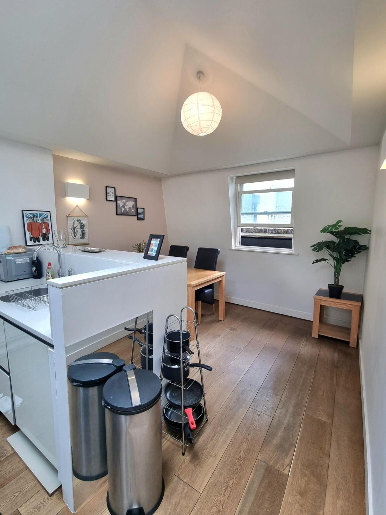 London City Apartments Bagian luar foto