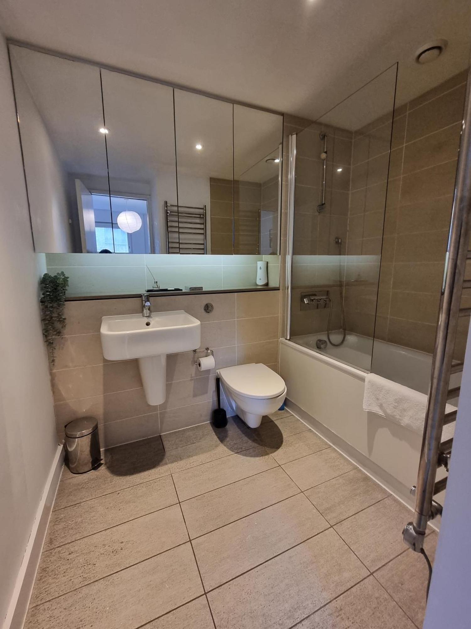 London City Apartments Bagian luar foto