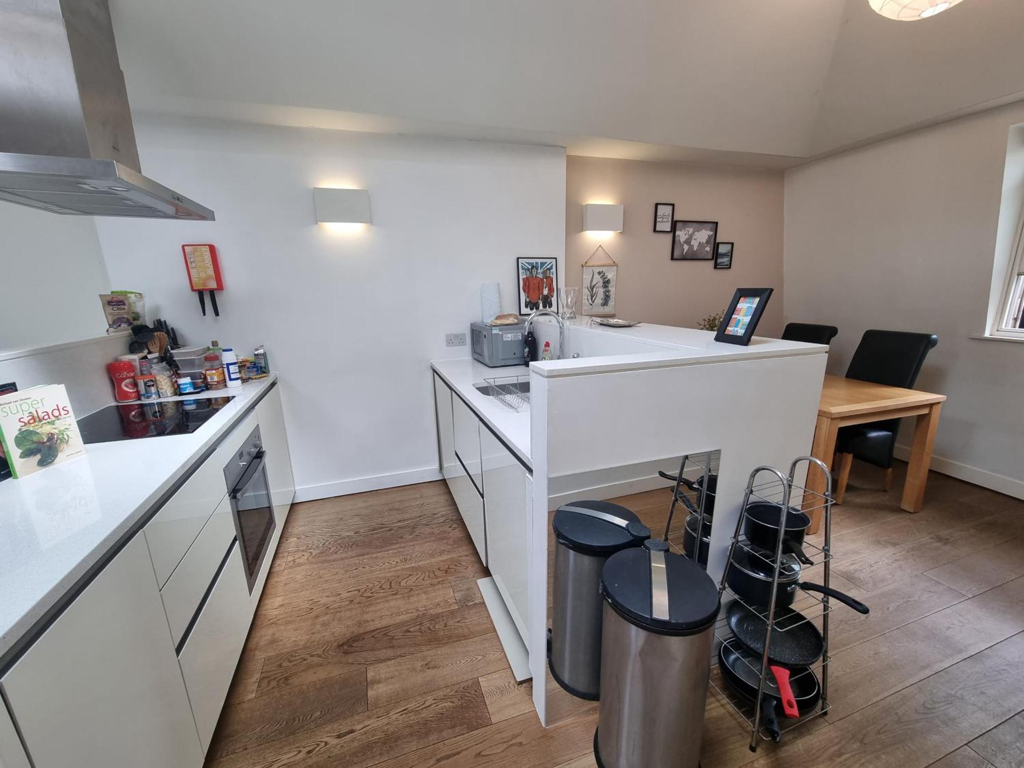 London City Apartments Bagian luar foto